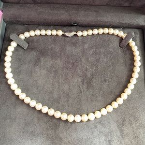 Labeta freshwater pearl necklace